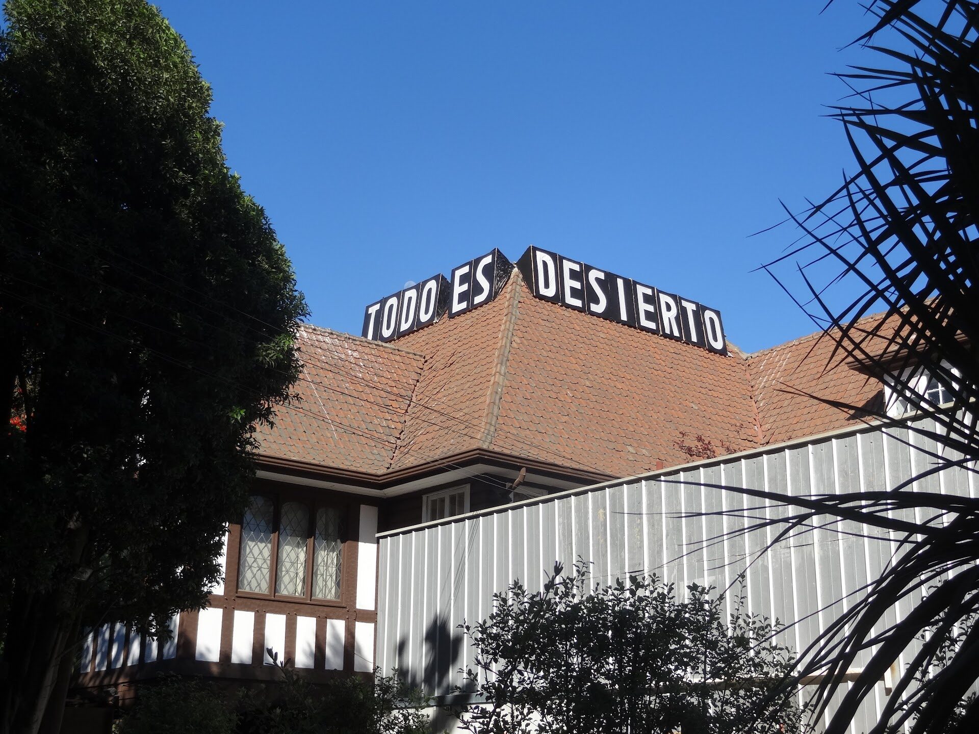 Escritura y Espacio Público, la frase instalada en el espacio público