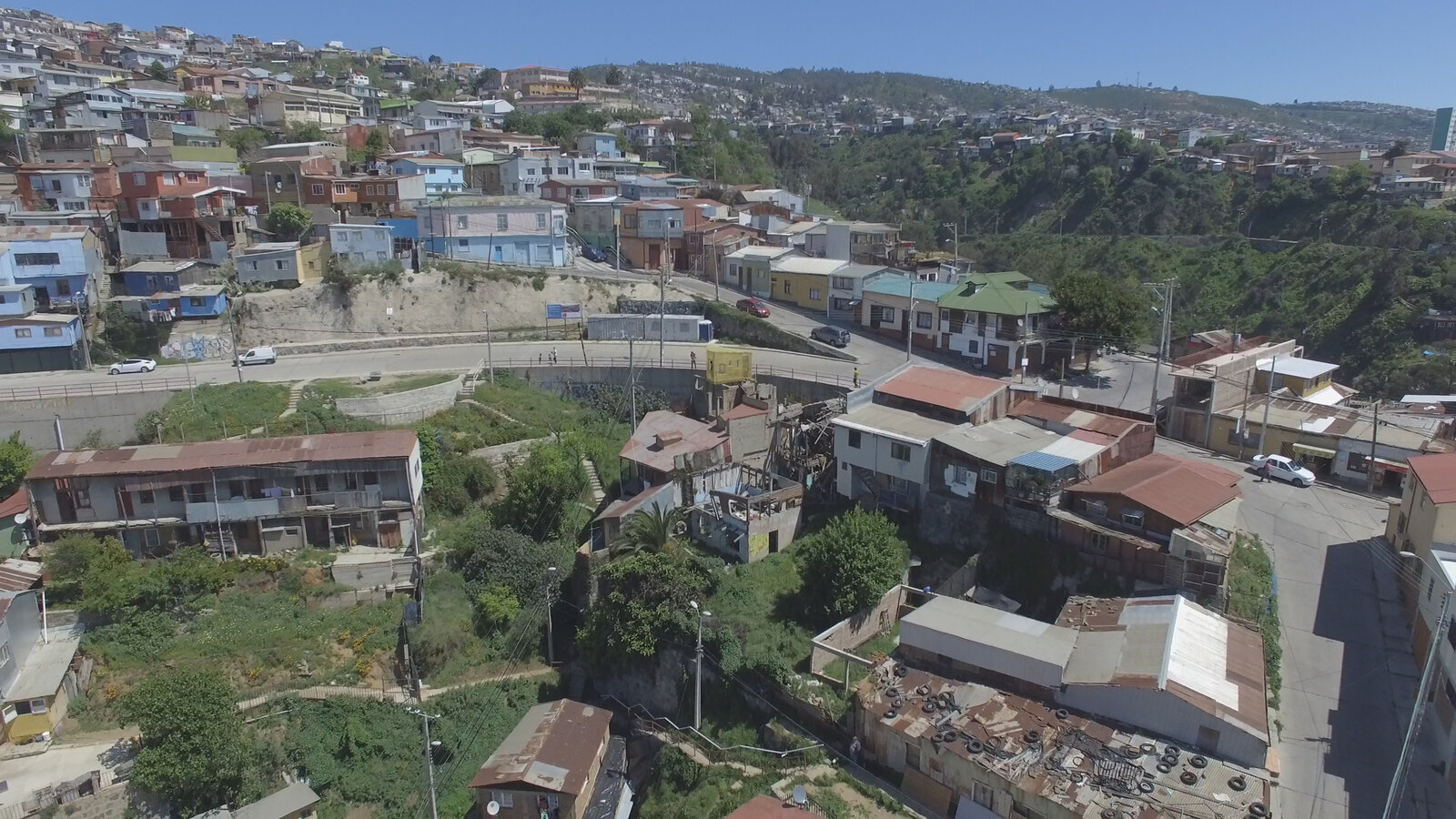 El Gran Queso, vista aérea del entorno de casas del Cerro La Cruz